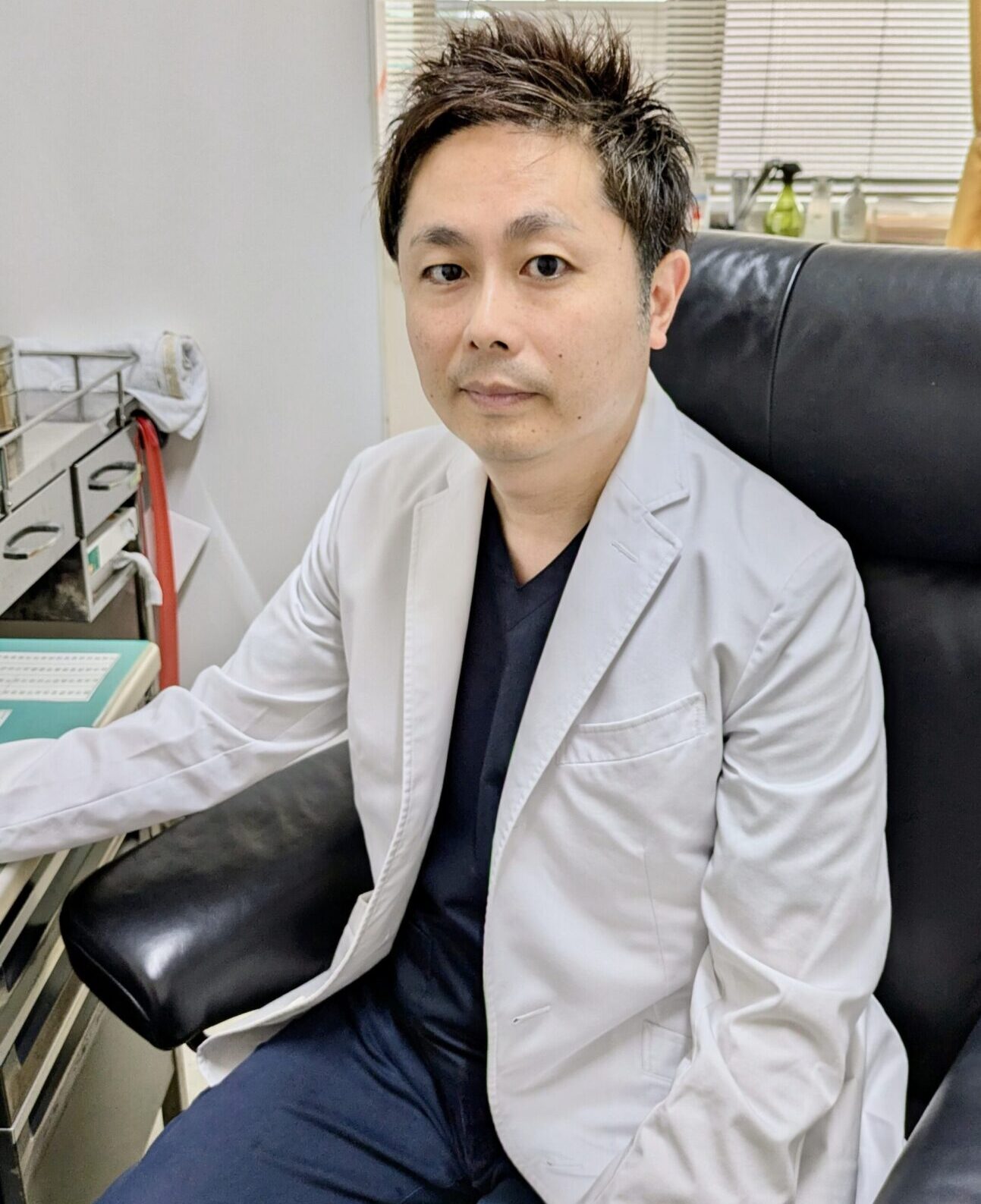 院長 石本 崇胤